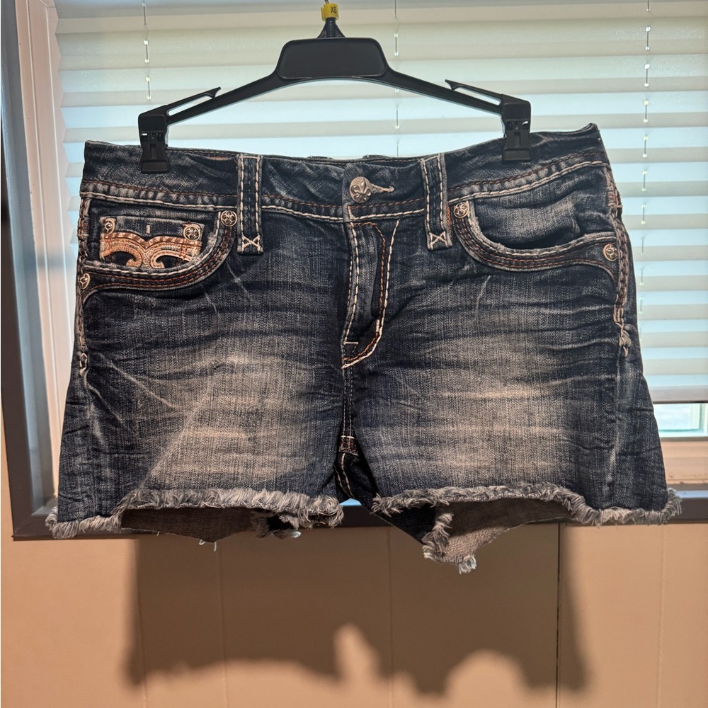 Authentic Hardly Used Rock Revival Cutoff Shorts w/ Orange Accents 31 Short - Picture 8 of 9